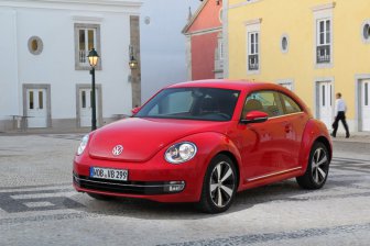 Компания Volkswagen закрыла продажи ретро-хэтчбека Beetle в России