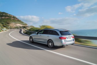 Новый Mercedes E-class появится в России в начале 2017 года