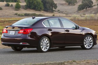 Стартуют продажи гибридного седана Acura RLX Sport Hybrid