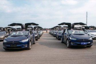 На компанию Tesla подали в суд за некачественный автопилот