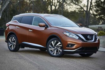 В России отзывают кроссоверы Nissan Murano из-за риска возгорания