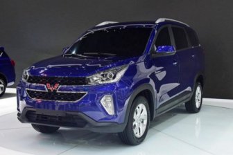 Wuling показала интерьер своего первого кроссовера