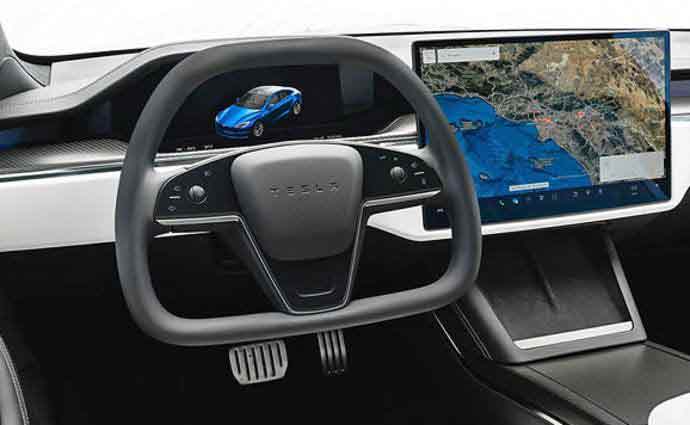 Tesla придумала замену необычному рулю новой Model S