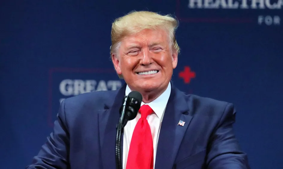 Суд удовлетворил ходатайство Трампа о прекращении расследования изъятых документов